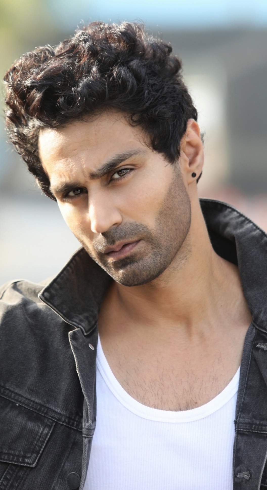 Indian model karan oberoi closeup