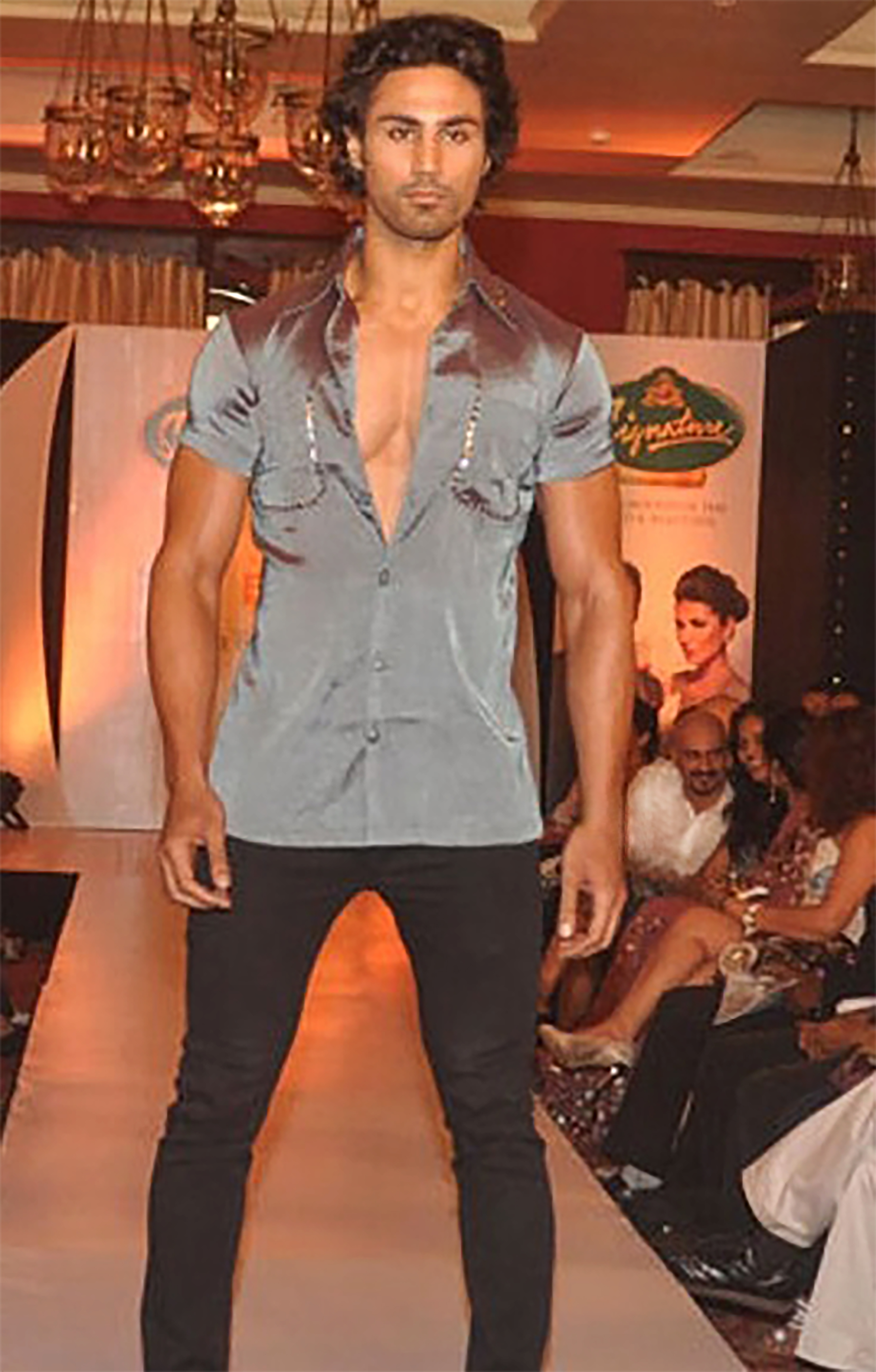 indian model karan oberoi
